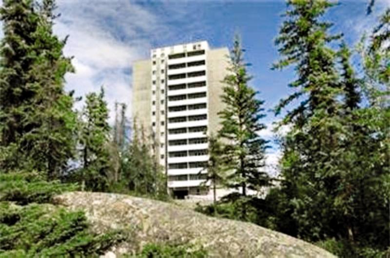 ילונייף Coast Fraser Tower מראה חיצוני תמונה